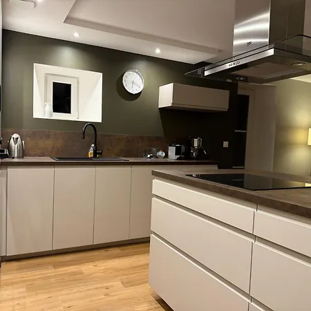 Дом отдыха Le Clos Francis, De Charme Proche Du Futuroscope Allonnes (Sarthe)