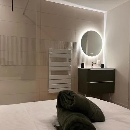 Holiday home Le Clos Francis, De Charme Proche Du Futuroscope *