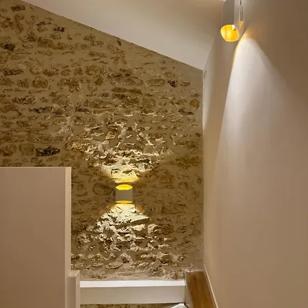 Le Clos Francis, De Charme Proche Du Futuroscope Дом отдыха *