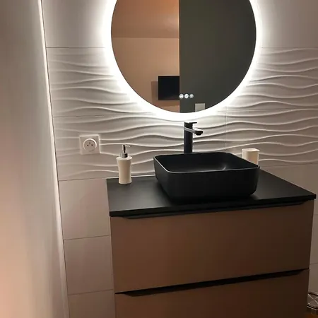 Дом отдыха Le Clos Francis, De Charme Proche Du Futuroscope Allonnes (Sarthe)