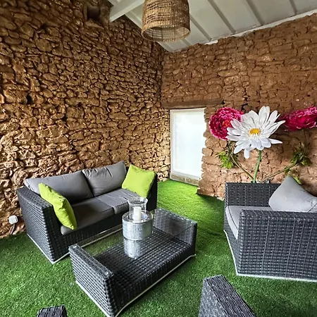 Le Clos Francis, De Charme Proche Du Futuroscope Holiday home