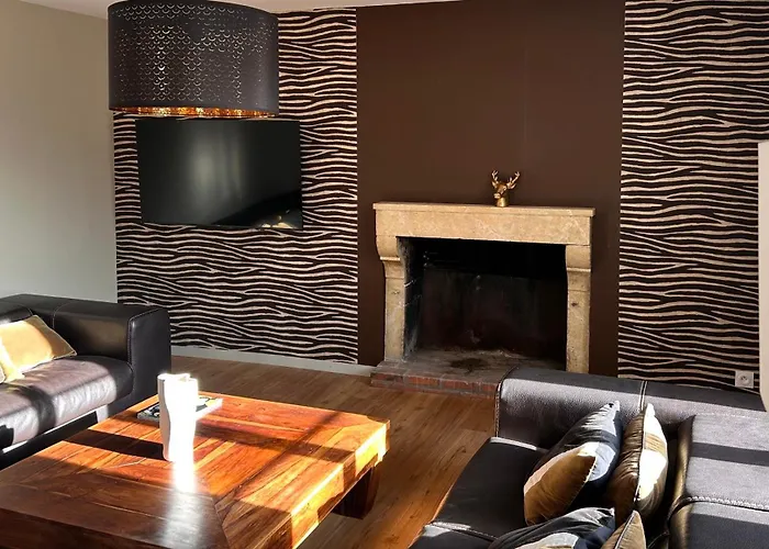 Le Clos Francis, De Charme Proche Du Futuroscope Дом отдыха *