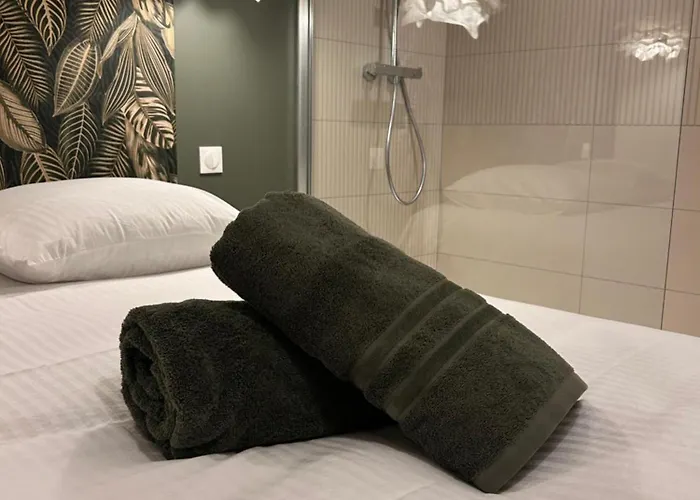 Casa de Férias Le Clos Francis, De Charme Proche Du Futuroscope Allonnes (Sarthe)