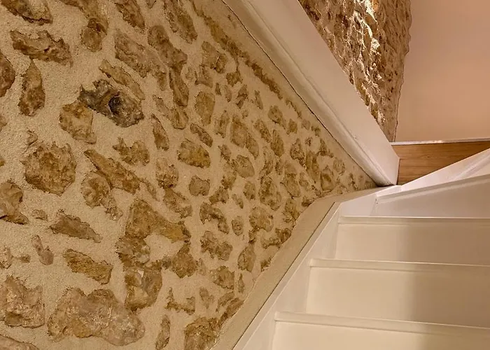 Le Clos Francis, De Charme Proche Du Futuroscope Дом отдыха