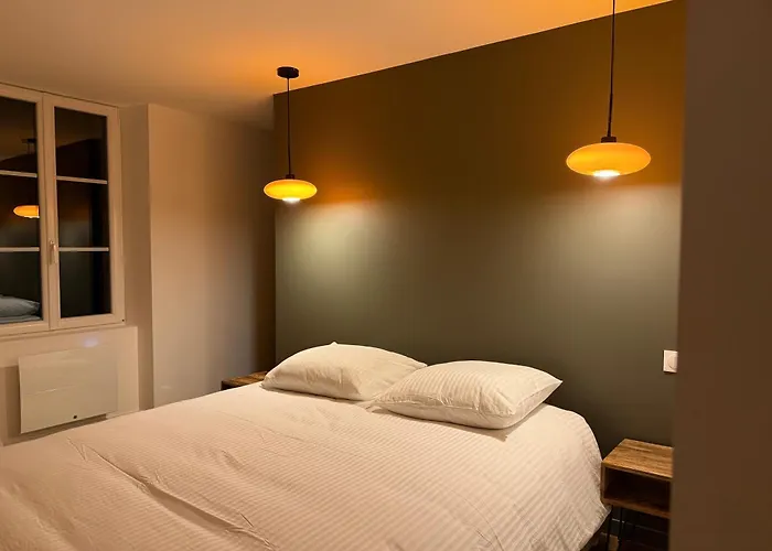 Дом отдыха Le Clos Francis, De Charme Proche Du Futuroscope Allonnes (Sarthe)