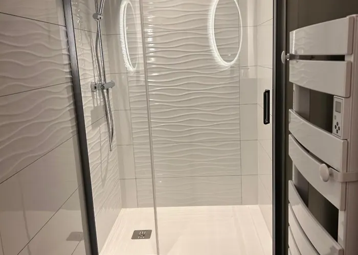 Дом отдыха Le Clos Francis, De Charme Proche Du Futuroscope *