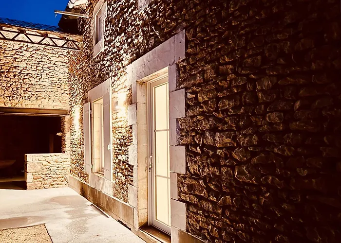 Дом отдыха Le Clos Francis, De Charme Proche Du Futuroscope *