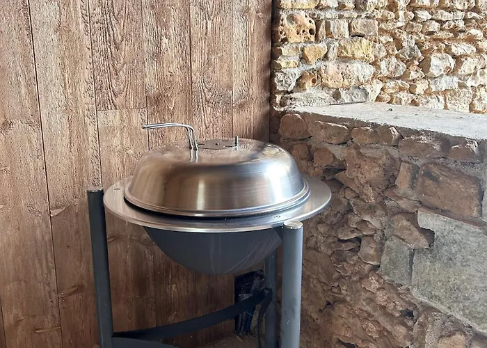 Le Clos Francis, De Charme Proche Du Futuroscope Дом отдыха *